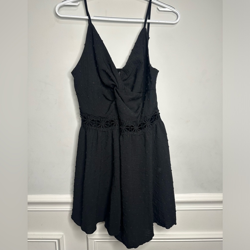 Black Size M romper. SHEIN